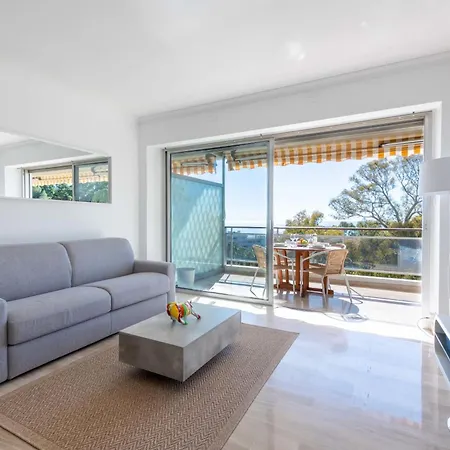1-br Sea-view Prestigious Parking شقة