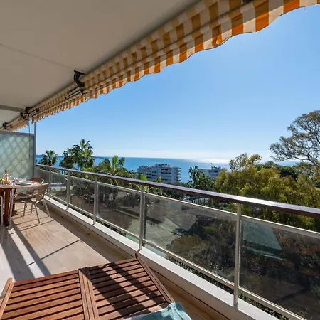 Apartmán 1-br Sea-view Prestigious Parking *
