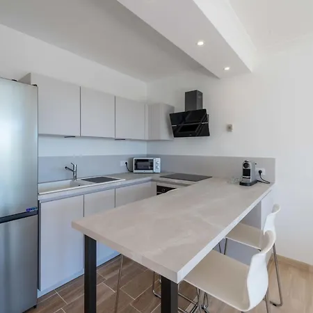 1-br Sea-view Prestigious Parking * Vallauris