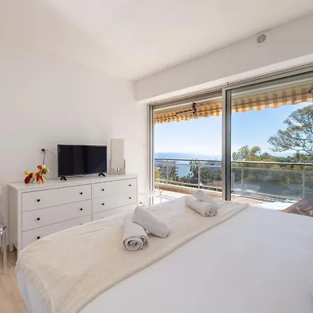 1-br Sea-view Prestigious Parking